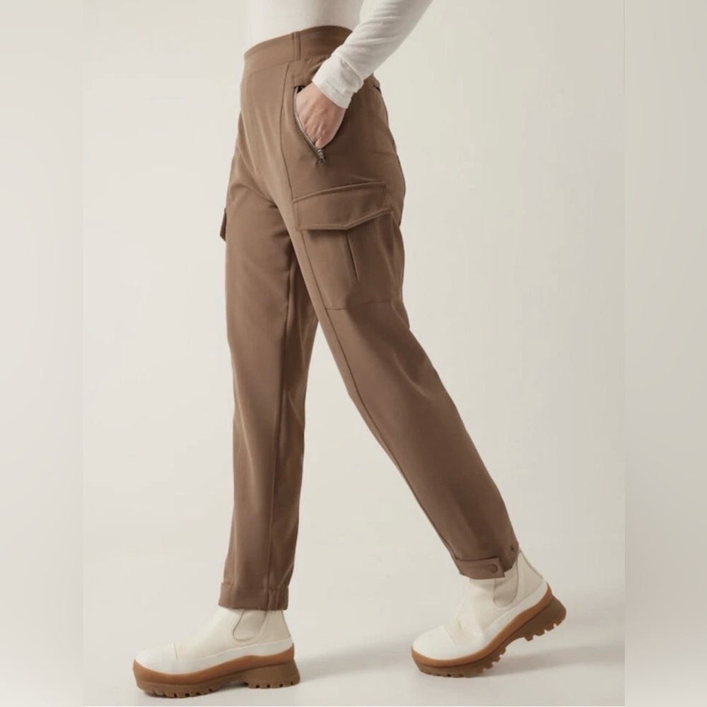 Athleta endless cargo pants- size 2
